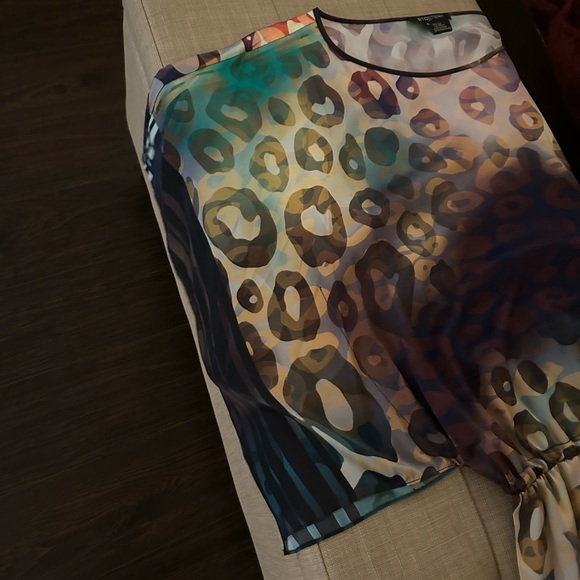 Top - Picture 2 of 4